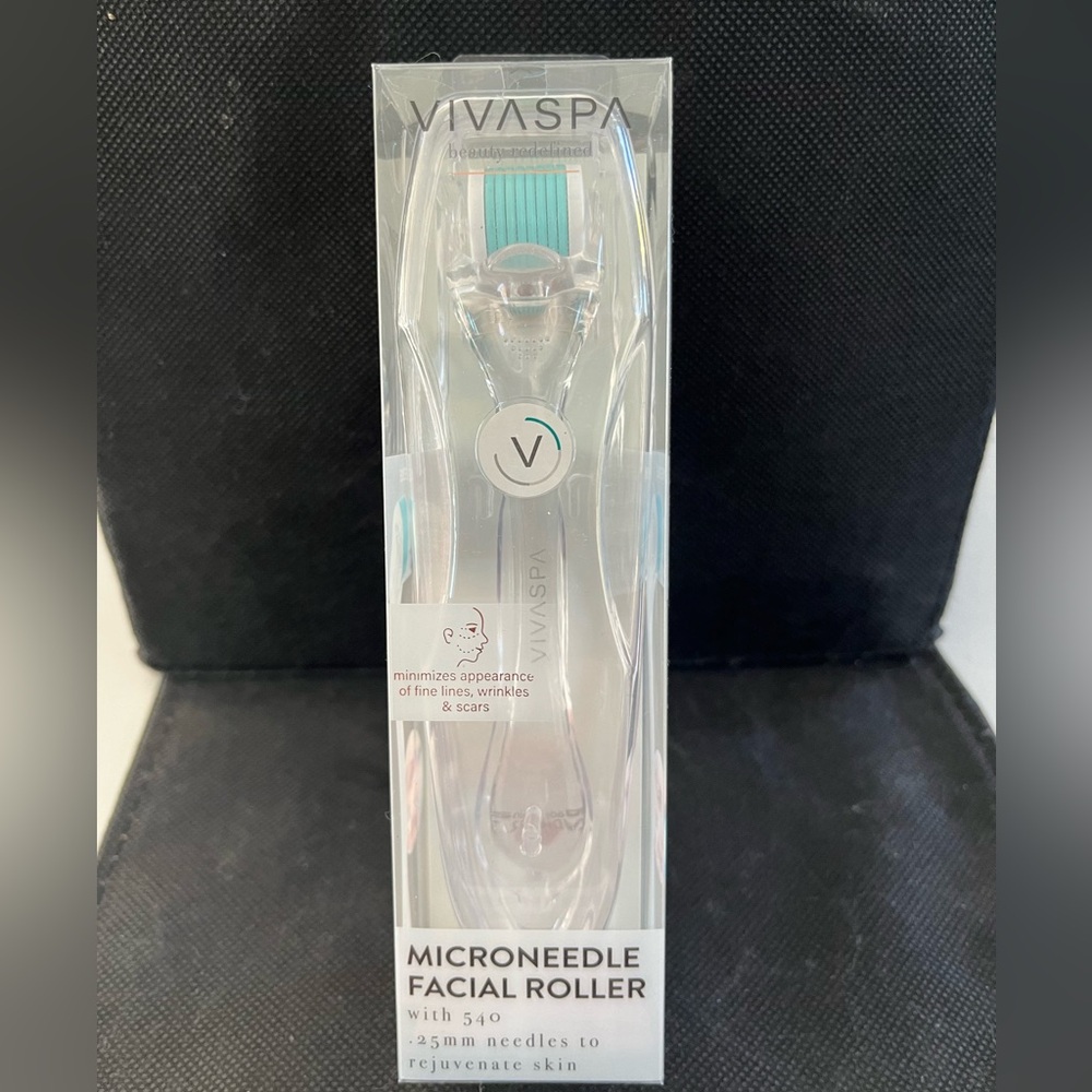 New in box- Vivaspa microneedle facial roller
